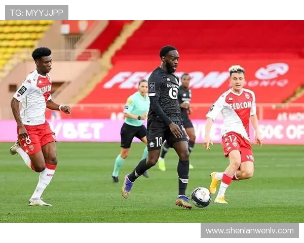 里昂主场迎战摩纳哥巅峰对决强强碰撞争夺法甲积分榜关键位置