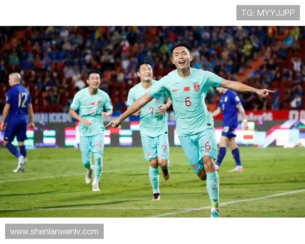 国足鏖战九十分钟惊险逆转再燃球迷热血点燃全国激情