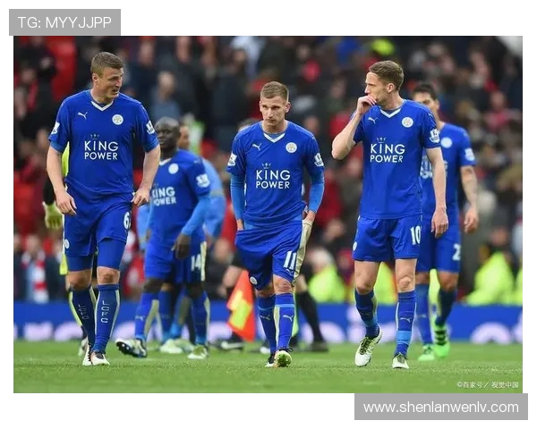 曼联与切尔西激战正酣 英超赛场再度上演强强对话 谁能笑到最后