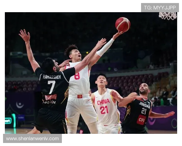 亚洲杯精彩对决中国队迎战约旦队全力争胜展现足球魅力与团队精神