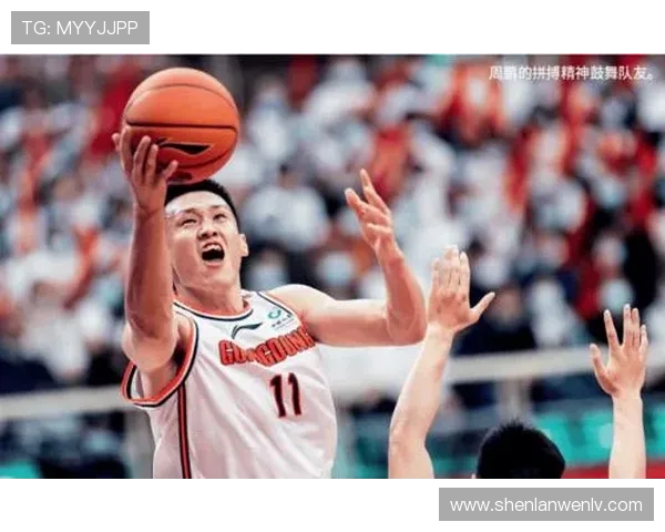 周鹏：从篮球场上的拼搏者到生活中的励志榜样，激励无数年轻人追梦之路